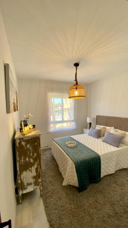 Ikram Front Beach Bermuda Beach Apartment Естепона Екстериор снимка