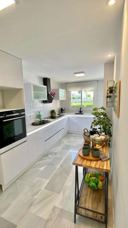 Ikram Front Beach Bermuda Beach Apartment Естепона Екстериор снимка