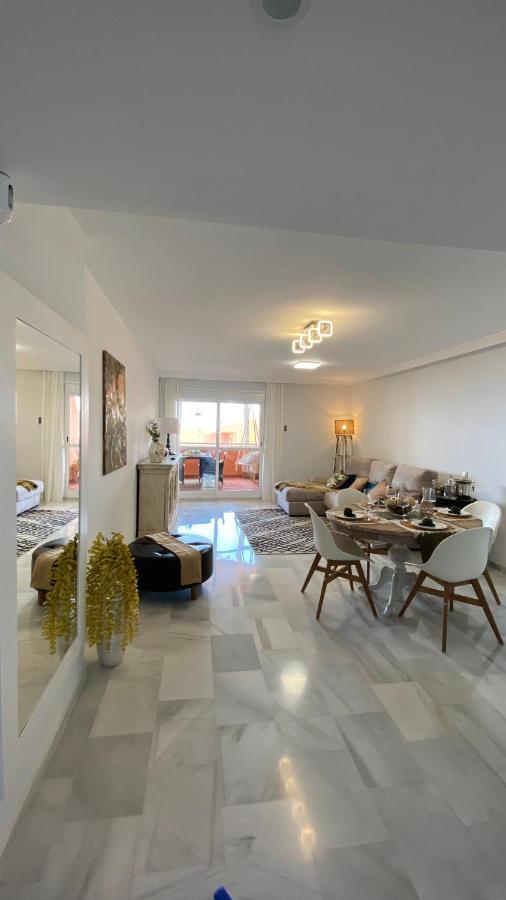 Ikram Front Beach Bermuda Beach Apartment Естепона Екстериор снимка
